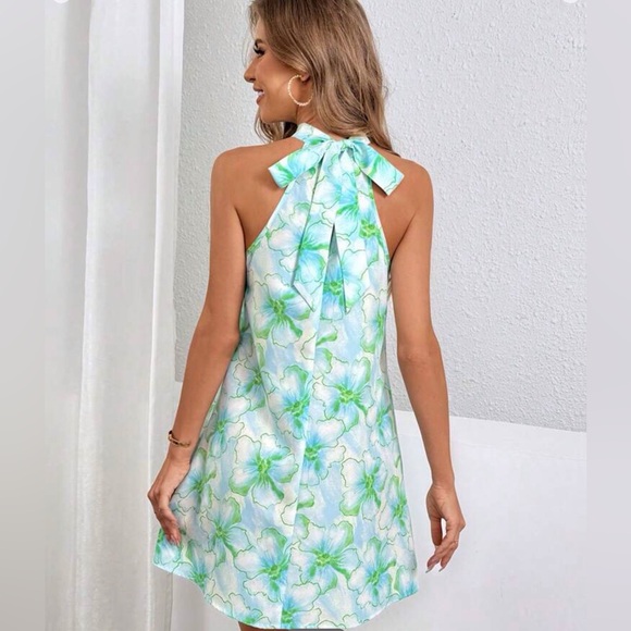 Fun Summer Dress - Picture 2 of 3